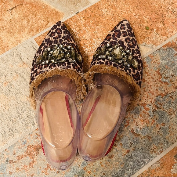 🐆Fabulous RARE Leopard Rhinestone & Fringe Flat Slides by Crown Vintage! - Picture 10 of 16